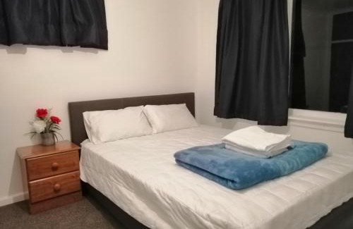 Christchurch Maison | Homestay Double room, near the city center