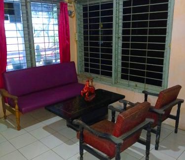 Borneo Maison | Homestay Dytora Syariah