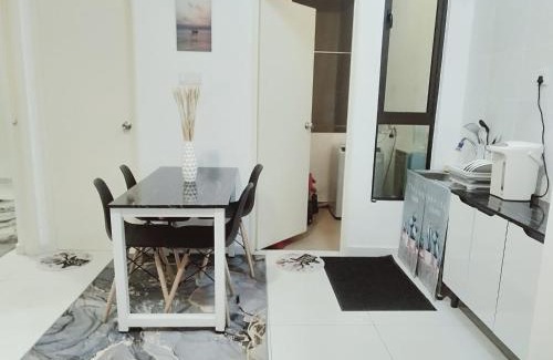 Kempas Appartement | Homestay Elsya Dsummit Resident 1BR