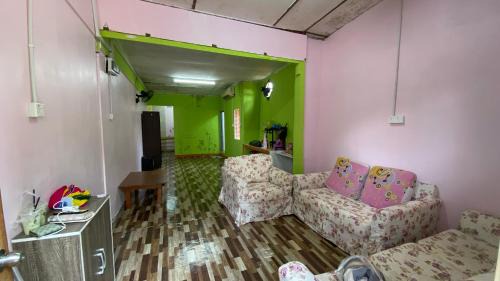 Gemencheh Maison | Homestay Jelai