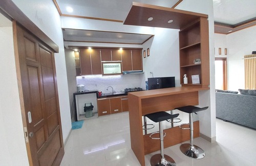 Prambanan Maison | Homestay Jogja Prambanan By Simply Homy