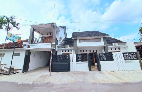 Prambanan Maison | Homestay Jogja Prambanan By Simply Homy