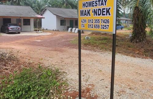 Bukit Gambir Maison | Homestay Mak 'Ndek '6'