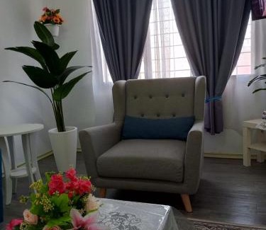 Batu Kikir Maison | Homestay Mak Serting Tengah