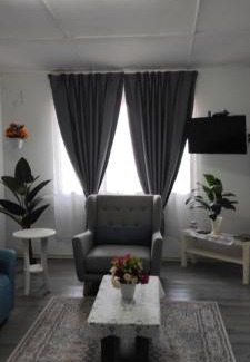Batu Kikir Maison | Homestay Mak Serting Tengah