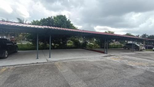 Parit Sulong Maison | HOMESTAY MUZHOFFAR Batu Pahat