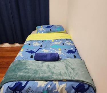 Dandenong Maison | Homestay near Dandenong Plaza