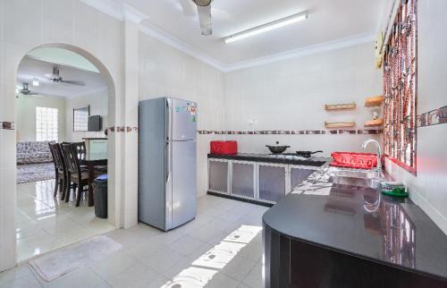 Pulai Maison | Homestay Rini Zikry