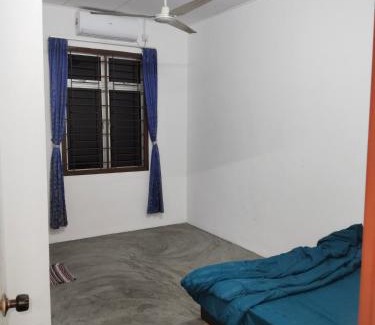 Kluang Maison | Homestay Taman Makmur