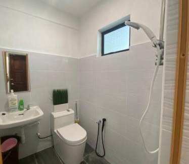 Taman Sri Nibong Maison | Homestay Taman Sri Nibong 庆丰园
