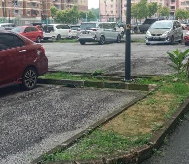 Sungai Buloh Appartement | Homestay Tasik Biru Kundang