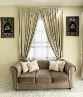 Gambang Maison | Homestay THE INDRA