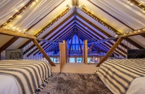 Southrepps Maison | Homestead and Black Cat Barn