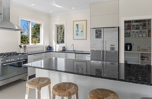 Tauranga Maison | Homestead Haven - Tauranga Holiday Home