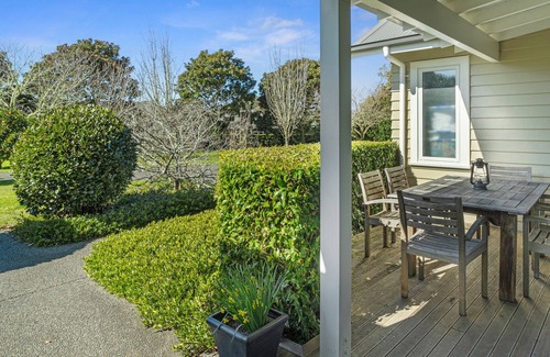 Tauranga Maison | Homestead Haven - Tauranga Holiday Home