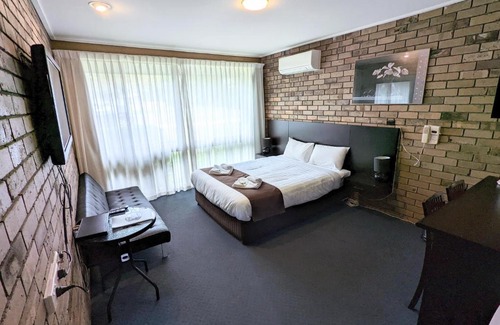 Golden Square Hôtel | Homestead Motor Inn & Apartments