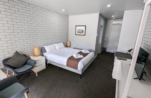 Golden Square Hôtel | Homestead Motor Inn & Apartments