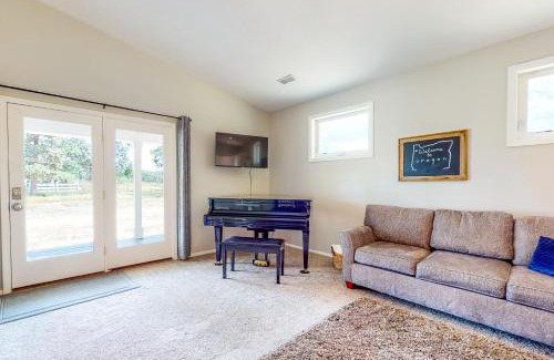 Dallas Maison | HomeSted Cottage