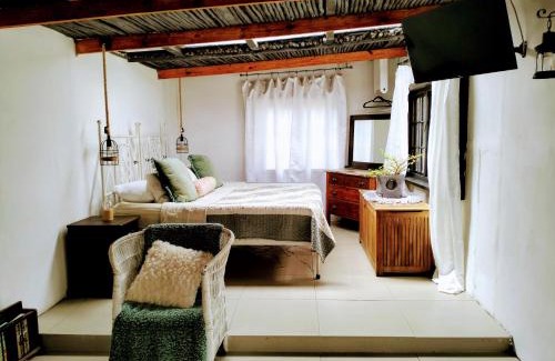 Mbombela Appartement | HomeSweetHome: Cozy Tiny