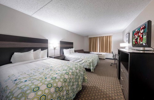East Syracuse Hôtel | HomeTown Inn by Red Roof East Syracuse