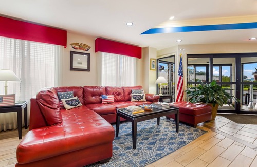 Thomasville Hôtel | Hometown Inn