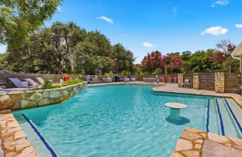 Milwood Appartement | Homey 2BD Apt | Austin Texas