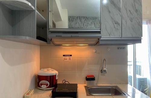 Depok Appartement | Homey and Comfortable 1BR at Cinere Resort Apartment By Travelio