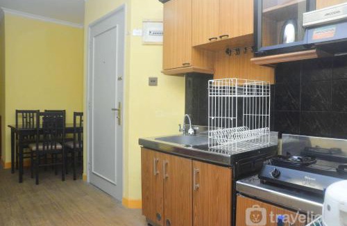 Petamburan Appartement | Homey and Nice 2BR at Semanggi Apartment By Travelio