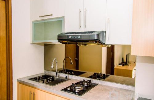 Panunggangan Utara Appartement | Homey and Serene 2BR at Great Western Resort Apartment By Travelio