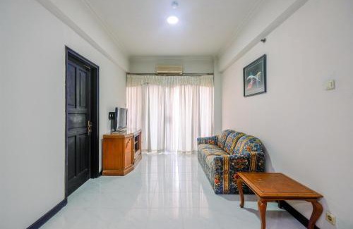 Gambir Appartement | Homey and Spacious 3BR Kondominium Juanda Apartment By Travelio