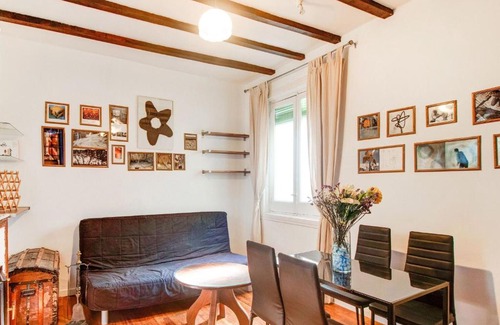 Barrio de La Latina Appartement | Homey Apartment in Madrid near Garden of the Vistillas