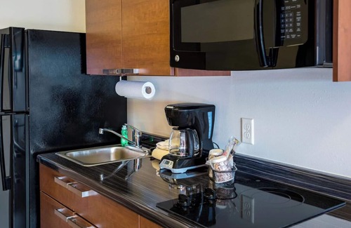 Rapid City Hôtel | Homey Stay with Kitchen Near Dinosaur Park and Reptile Gardens! Pets Allowed!