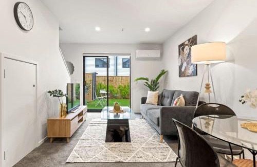Te Atatu Peninsula Maison | Homey Te Atatu Stay