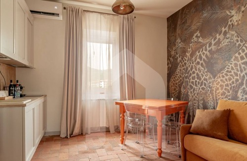 Pontasserchio Appartement | Homiday- Casa Oriana- Apt Giraffe