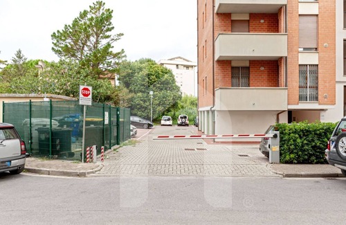 Pisa Appartement | Homiday- New and Lovely Two Bedroom Apartment - Free Parking