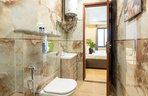 Dariyaganj Appartement | Homlee-Legacy 3BHK Flat in Central DEL-Lift-Terrace