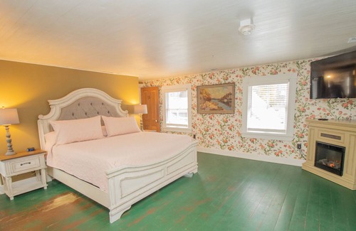 Buckhannon Lit Et Petit-Déjeuner | Honest to Goodness SOUTHERN HOSPITALITY In the Allegheny Mountain