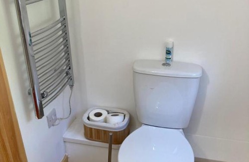 Llandysul Cabine | Honey Bee Cabin