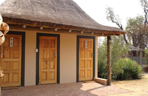 Hammanskraal Cabine | Honey Lodge