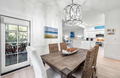 Watercolor Maison | Honey's Beach House