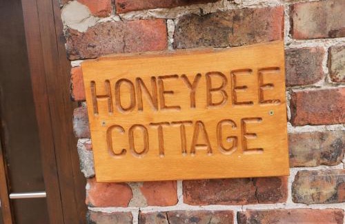 Winestead Maison | Honeybee Cottage