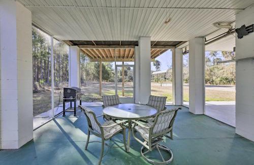 Steinhatchee Maison | Honeys Hideout Less Than 1 Mile to River Access!