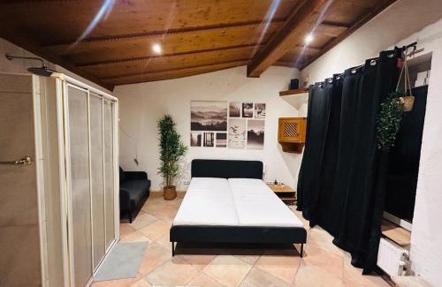 Poestlingberg Appartement | Honor - All in One Room