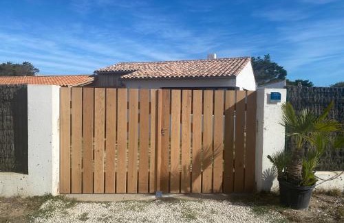 Ars-en-Re Maison | HOOliRé17 3étoiles