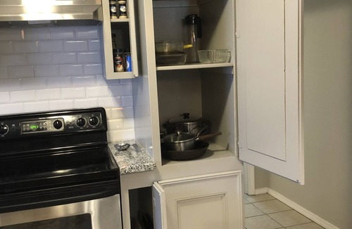 La Porte Maison | Hoots Spring Gully - Long Term - pet friendly