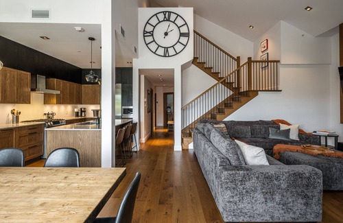 Mont-Tremblant Copropriété | Horizon 305 | Luxueux | Accès Direct aux Pistes de Ski | Vue sur le Village