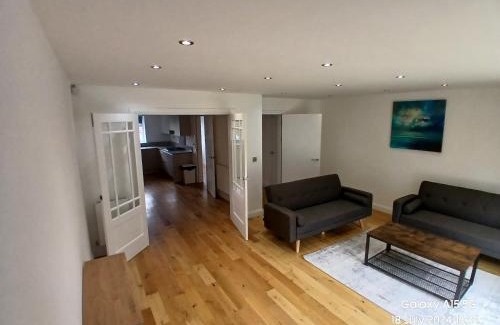 Squirrel's Heath Maison | Hornchurch House - Romford