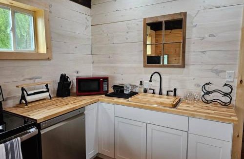 Plymouth Maison | Horse Farm Retreat