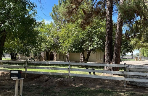 South Mountain Maison | Horse Ranch Centrally Located