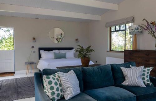 Axminster Maison | Horseshoe Barn